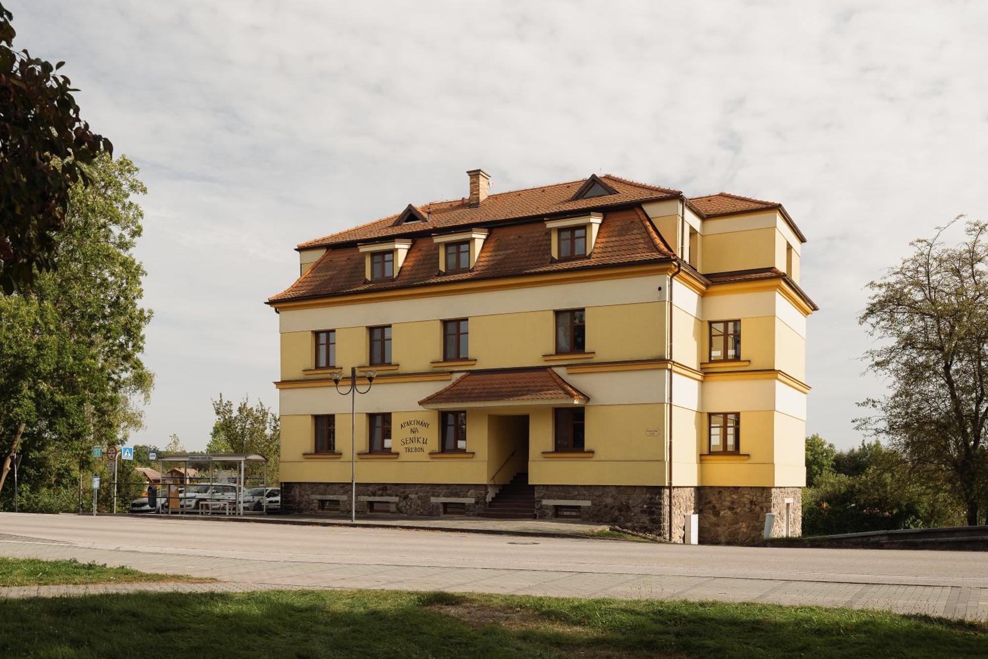 纳瑟尼寇公寓 Třeboň 外观 照片